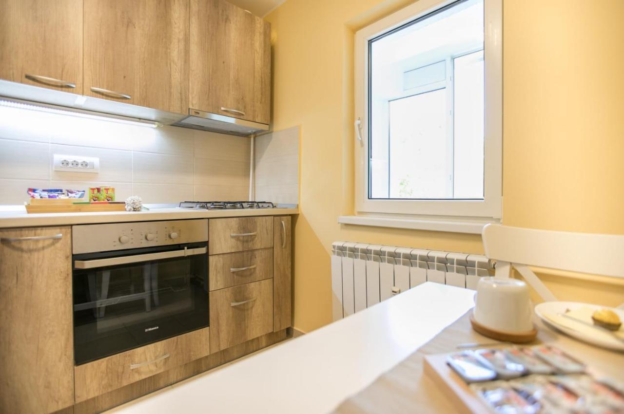 Golden Apartment Baneasa Bucharest Luaran gambar