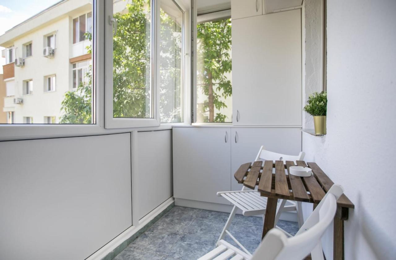 Golden Apartment Baneasa Bucharest Luaran gambar